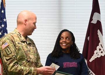 Meade MEDDAC celebrates DAISY award