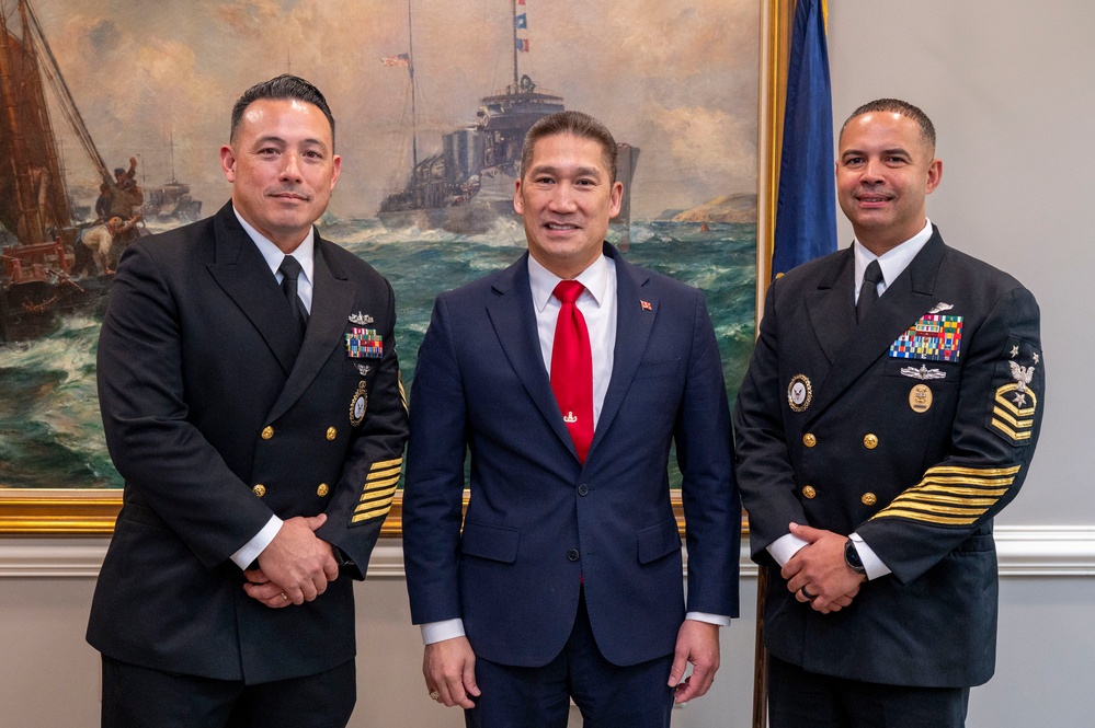 The Honorable Hung Cao, Under Secretary of the Navy,poses for a with CNRC staff during a visit to the Pentagon