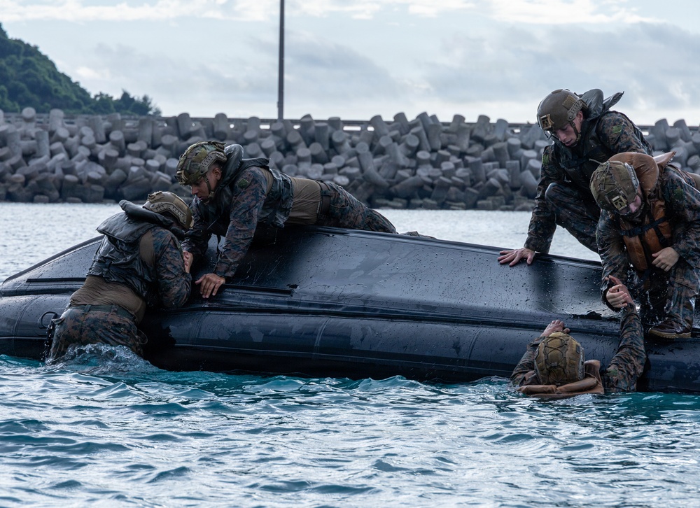31st MEU | India Co. conducts boat ops refreshers during MEUEX