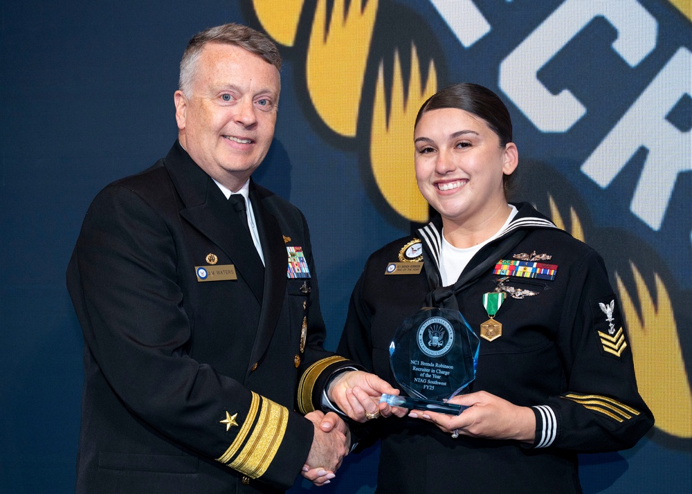 Fiscal year 2025 Recruiter of the Year awardees attend the ROY ceremony in Washington