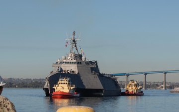 USS Pierre Arrives at Homeport for the First Time