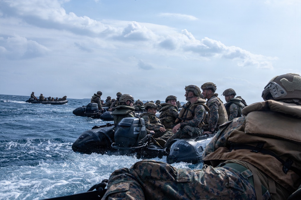 31st MEU | India Co. conducts simulated small boat raid during MEUEX