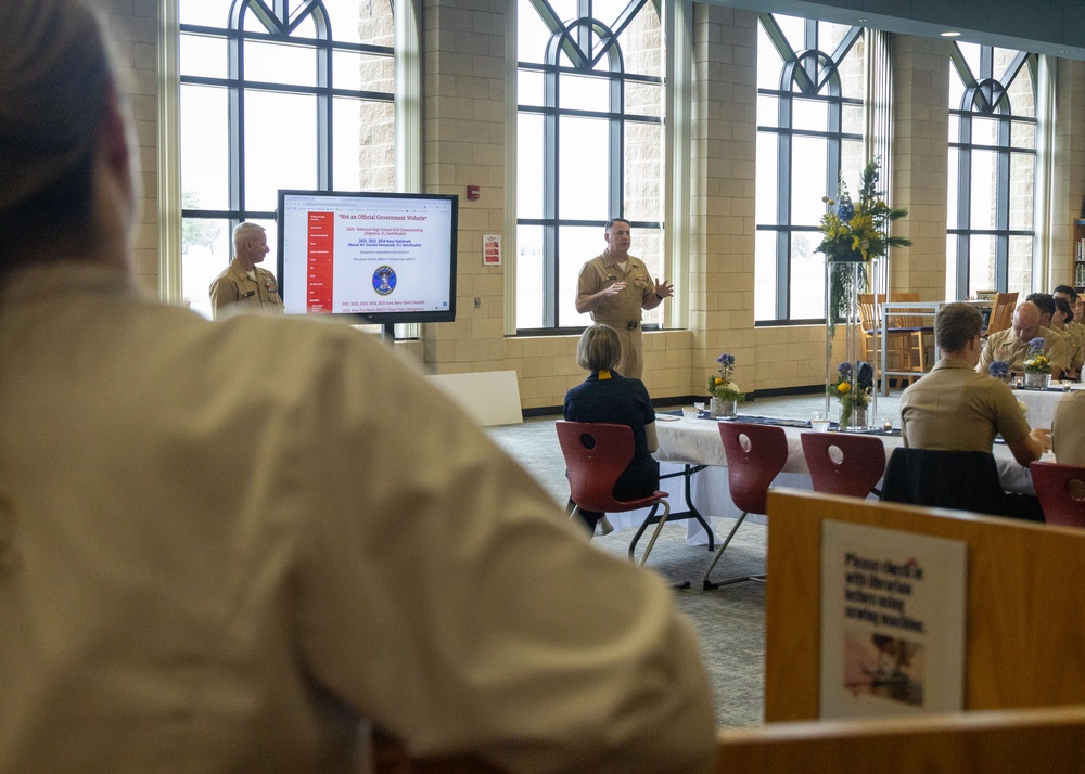 Recruiting Sub-Station Georgetown NROTC Check Presentations