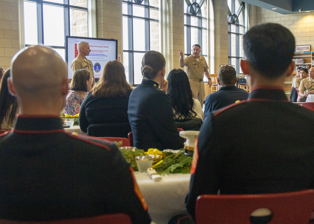 Recruiting Sub-Station Georgetown NROTC Check Presentations