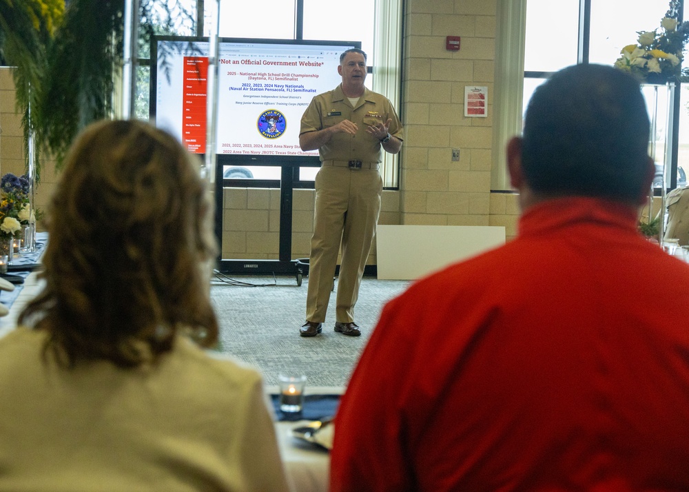 Recruiting Sub-Station Georgetown NROTC Check Presentations