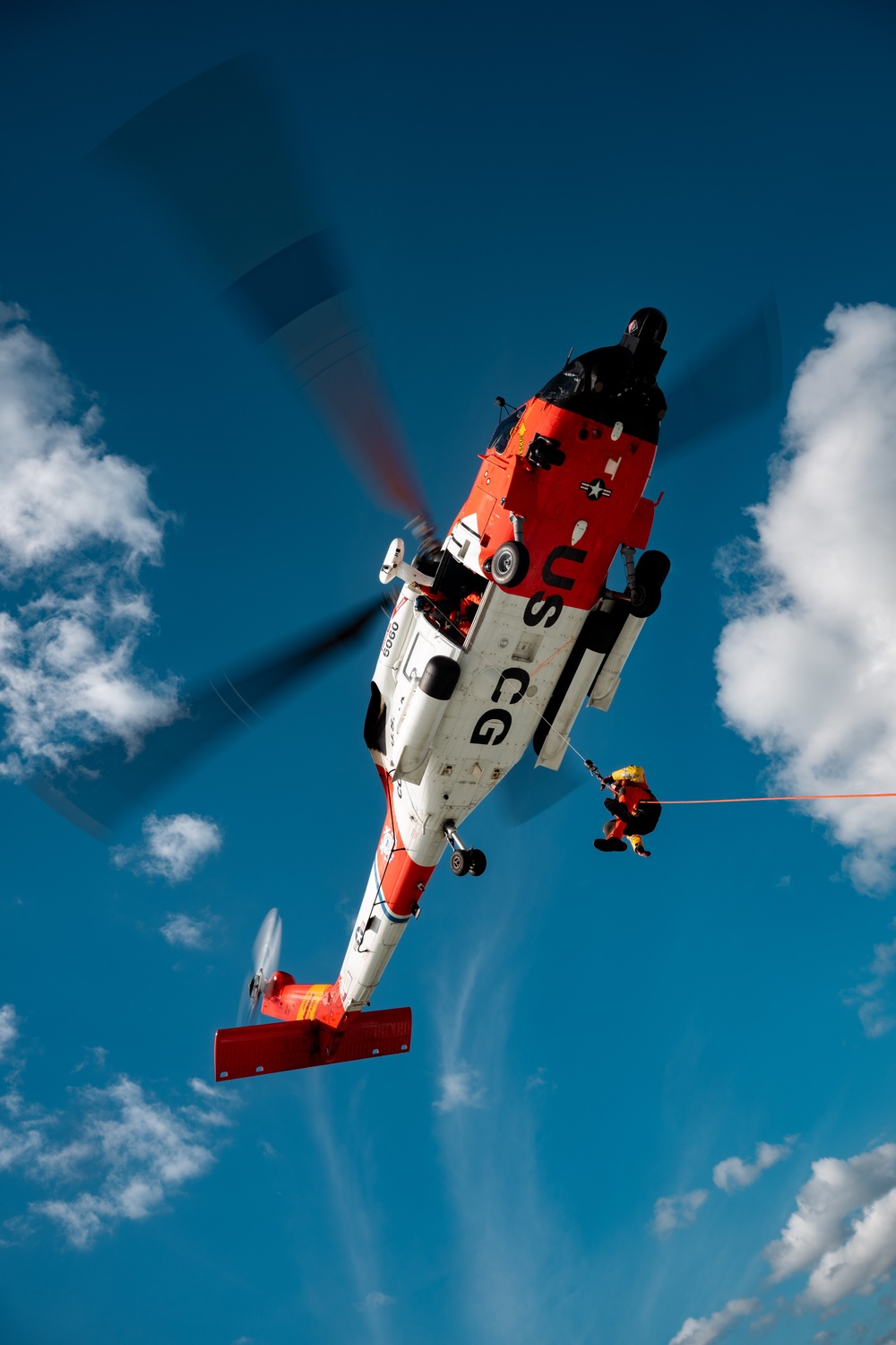 Coast Guard Station Chincoteague conducts Helicopter Training