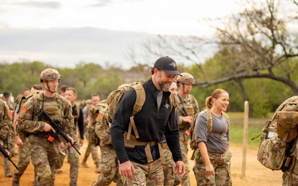 Under Secretary of the Air Force Matt Lohmeier visits Special Warfare Training Wing