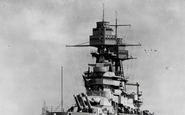 Leaders of WWII Namesake Submarines Carry Legacy Forward