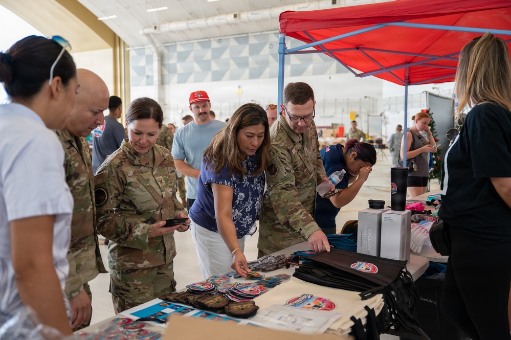 Distinguished visitors, global partners build bundles during OCD 25