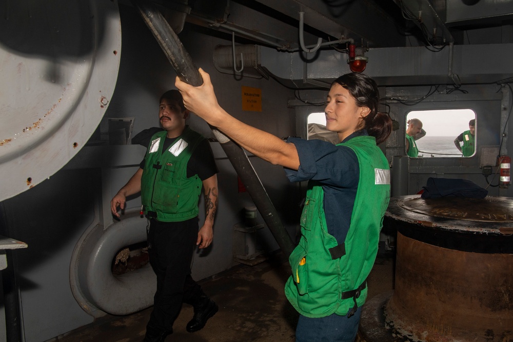 Nimitz Operations Department Conducts Nixie Stream Test