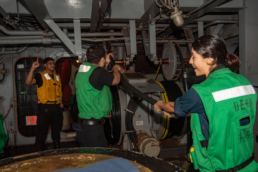 Nimitz Operations Department Conducts Nixie Stream Test