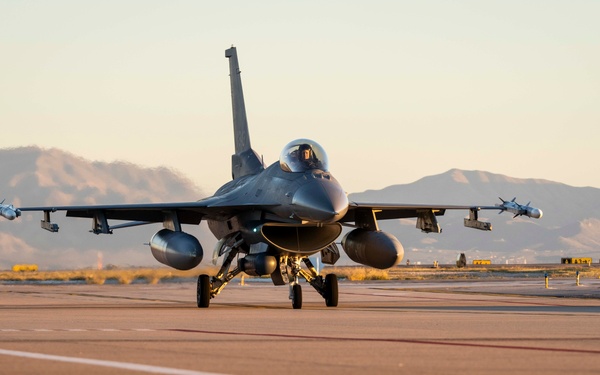 CJCS Visits Morris Air National Guard Base