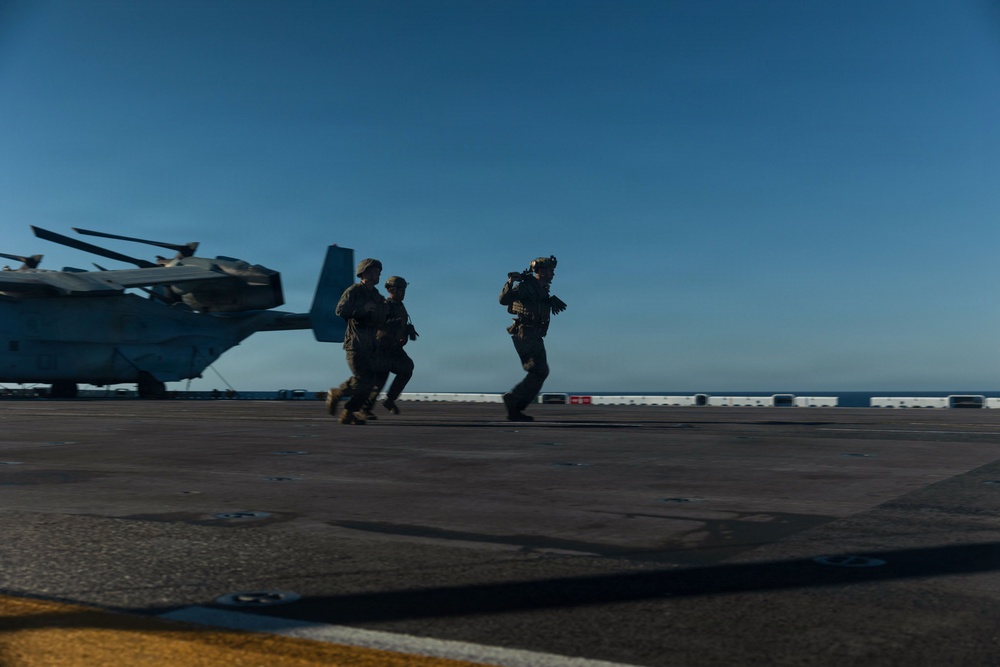 11th MEU Marines, Sailors Conduct Defense of the Amphibious Task Force Drill
