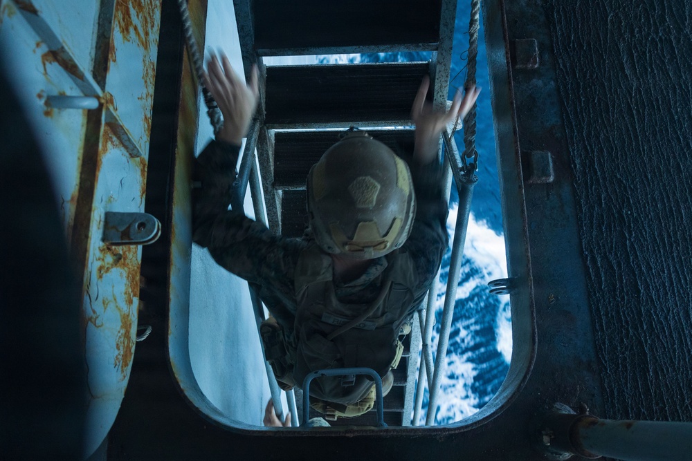 11th MEU Marines, Sailors Conduct Defense of the Amphibious Task Force Drill