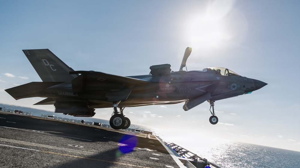 11th MEU Marines, Sailors Conduct F-35B Deck Landing Qualifications