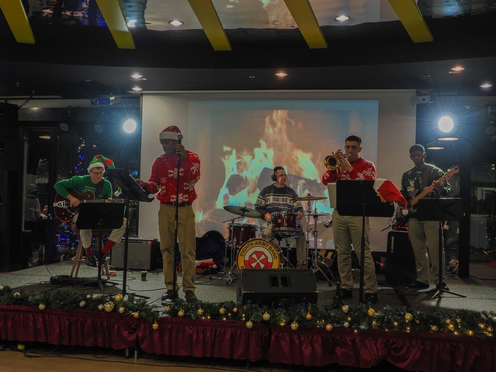 2025 Annual Casey Tree Lighting