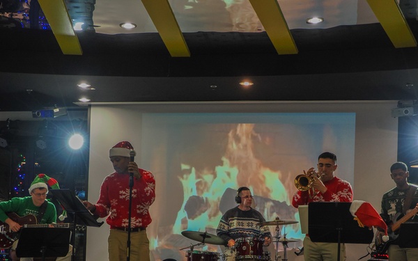 2025 Annual Casey Tree Lighting