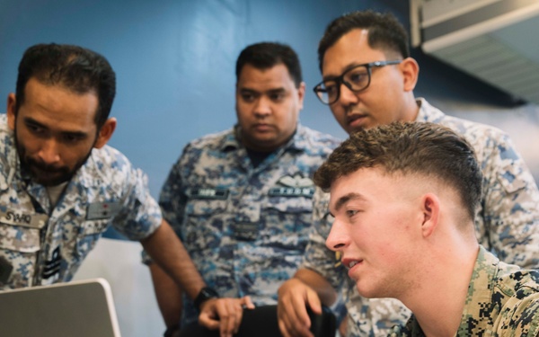 MRF-SEA Marines Begin Staff Training Exercise with Royal Malaysian Armed Forces during CARAT Malaysia 2025