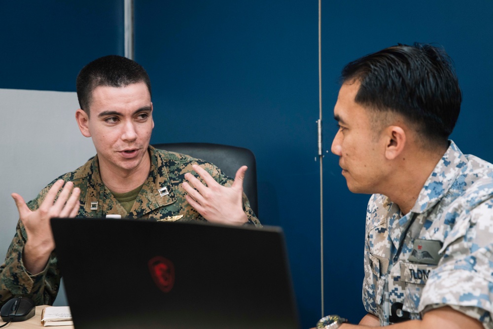 MRF-SEA Marines Begin Staff Training Exercise with Royal Malaysian Armed Forces during CARAT Malaysia 2025