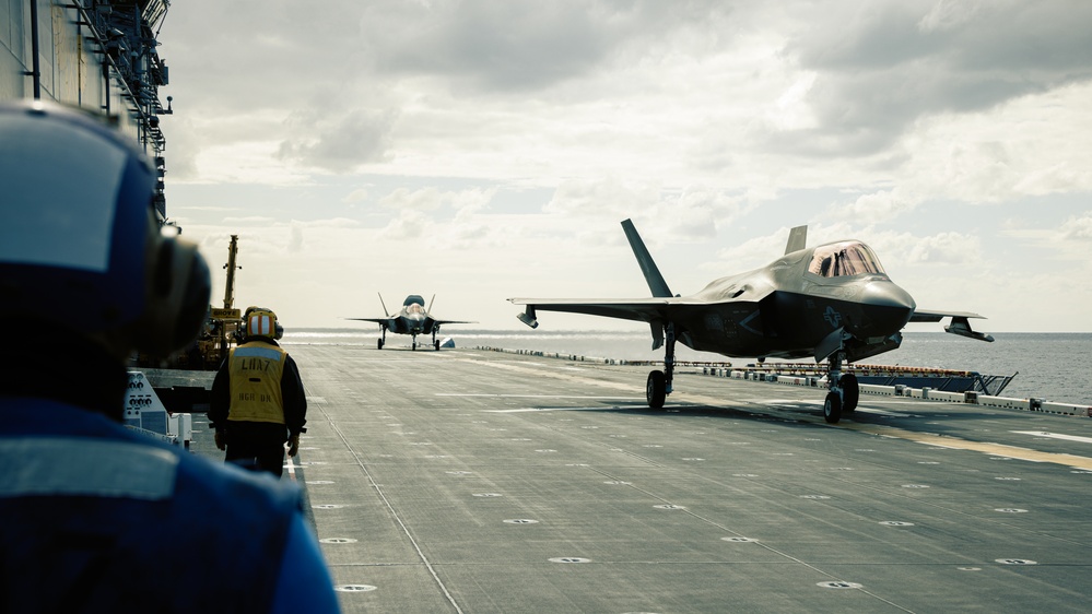 31st MEU | Flight Operations Aboard USS Tripoli