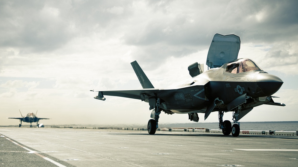 31st MEU | Flight Operations Aboard USS Tripoli