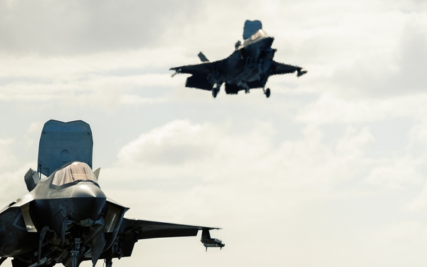 31st MEU | Flight Operations Aboard USS Tripoli