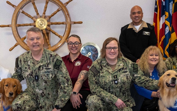 Mid-South Therapy Dogs visit CNRC