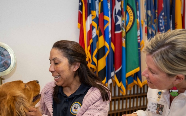 Mid-South Therapy Dogs visit CNRC