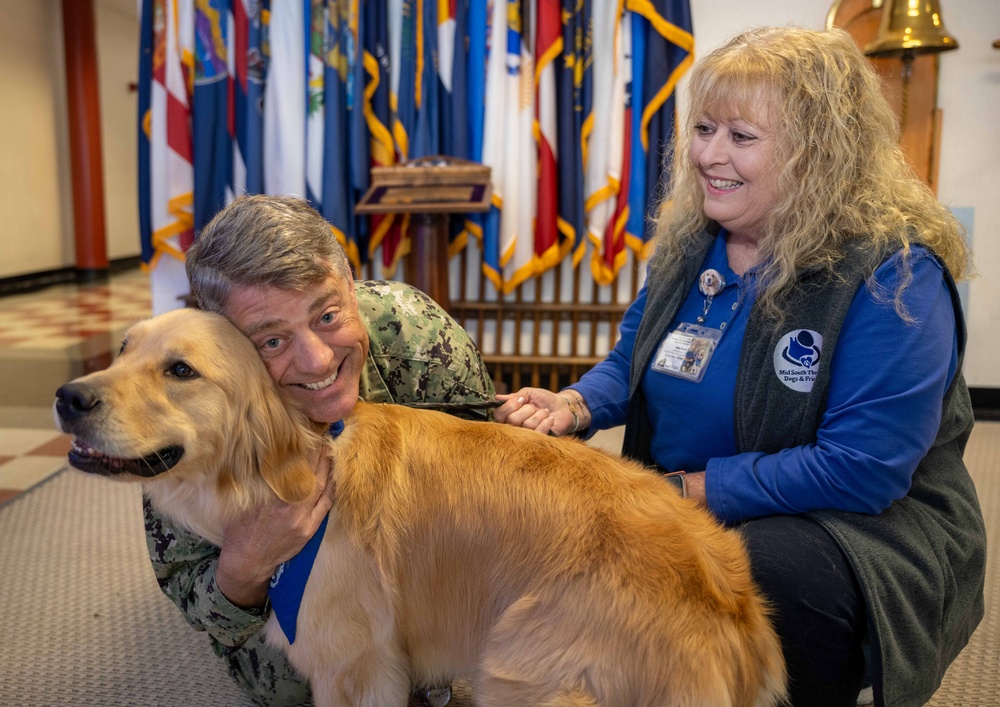 Mid-South Therapy Dogs visit CNRC