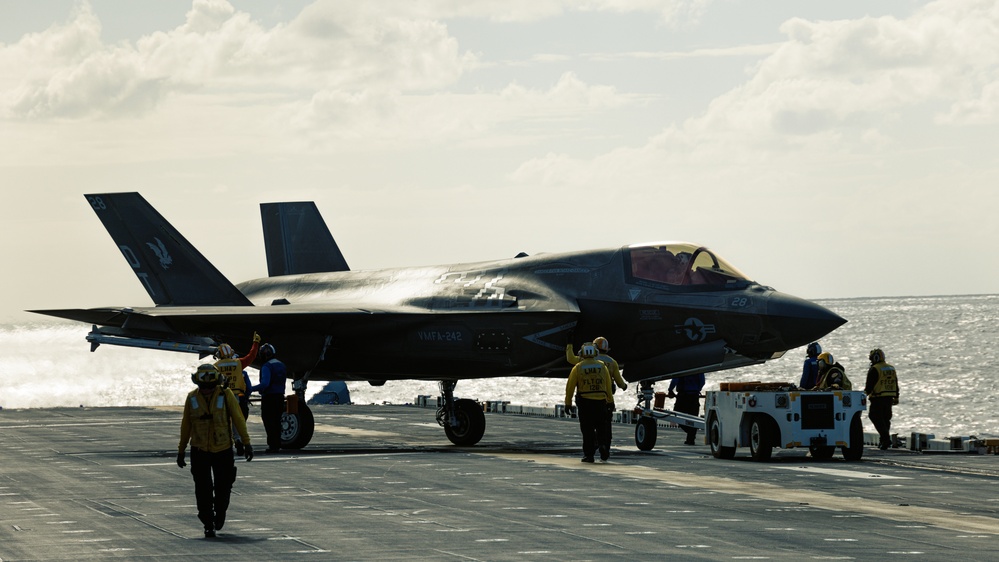 31st MEU | Flight Operations Aboard USS Tripoli
