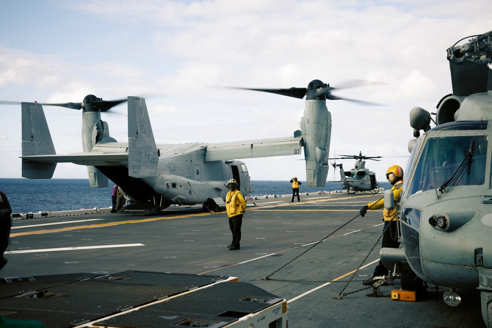 31st MEU | Flight Operations Aboard USS Tripoli