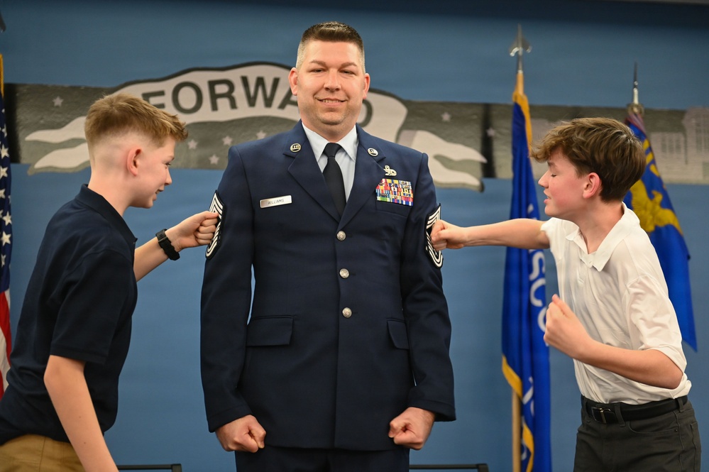 Senior Master Sgt. Thomas Williams promotes to chief master sergeant