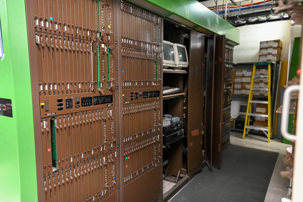 934th Communications Squadron Deconstruction Of The MSL-100