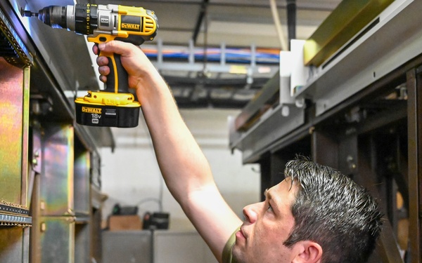 934th Communications Squadron Deconstruction Of The MSL-100