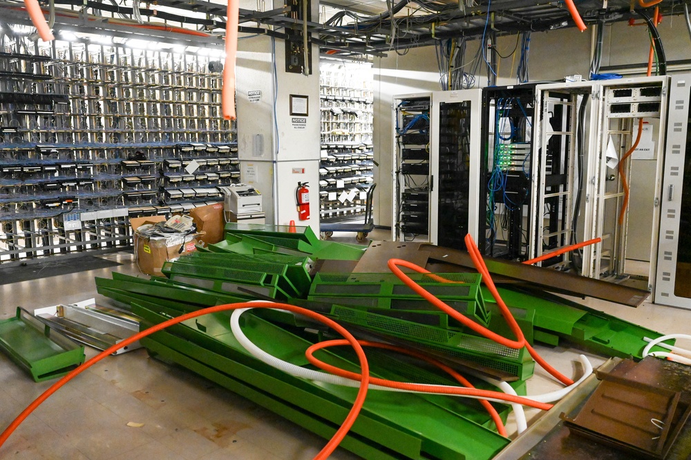 934th Communications Squadron Deconstruction Of The MSL-100