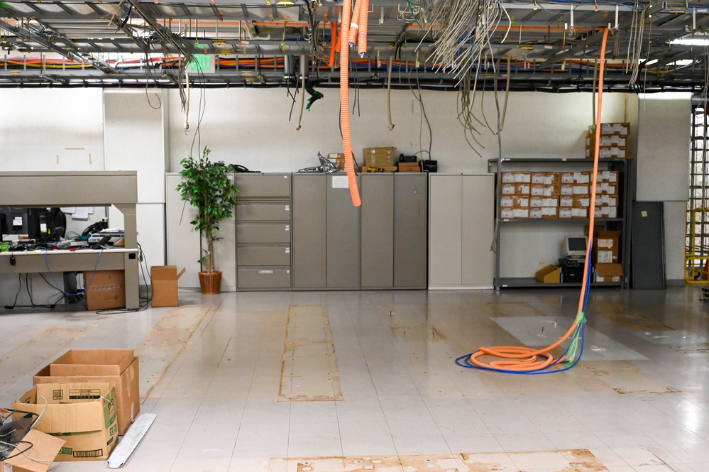 934th Communications Squadron Deconstruction Of The MSL-100