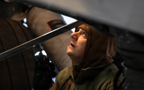 Steel Airmen Complete BPO Inspections to Keep C-17 Fleet Mission-Ready