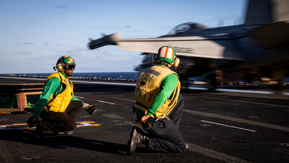 USS Gerald R. Ford (CVN 78) Daily Flight Operations