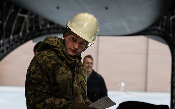 Steel Airmen Complete BPO Inspections to Keep C-17 Fleet Mission-Ready