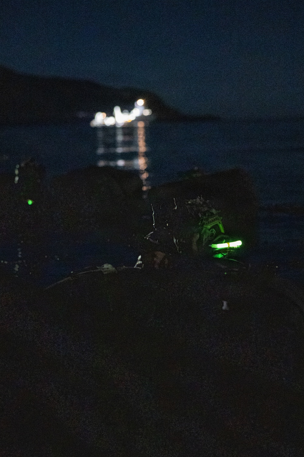 1st Recon Bn. conduct amphibious insert during Steel Knight 25