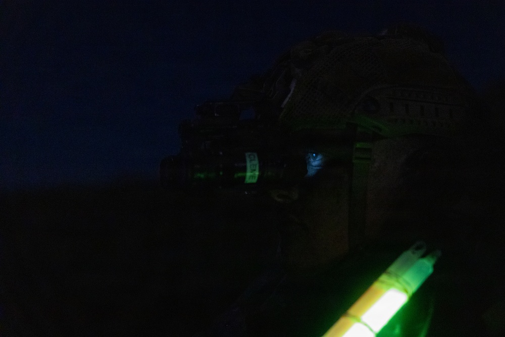 1st Recon Bn. conduct amphibious insert during Steel Knight 25