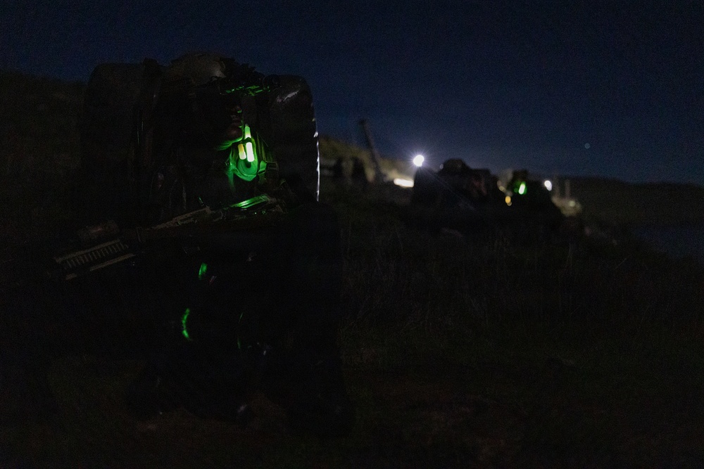 1st Recon Bn. conduct amphibious insert during Steel Knight 25