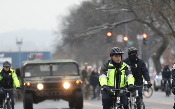 D.C. National Guard and National Guard Bureau Fourth Annual Holiday Toy Ruck