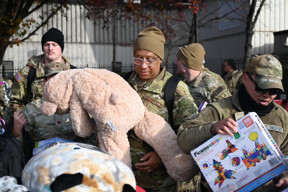 D.C. National Guard and National Guard Bureau Fourth Annual Holiday Toy Ruck