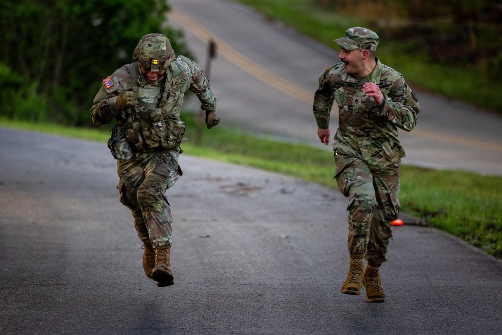 200th Military Police Command Best Squad Competition E3B Fitness Test
