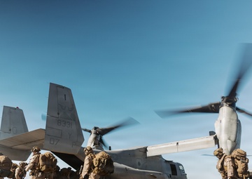 11th MEU Marines, Sailors Depart for Operations Ashore