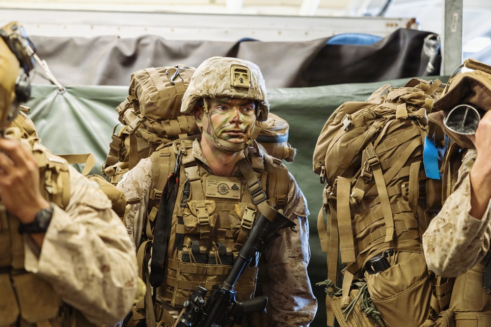11th MEU Marines, Sailors Depart for Operations Ashore