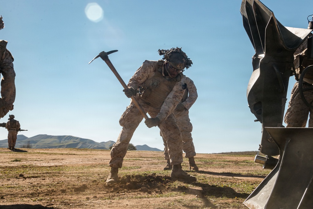 1st Bn., 11th Marines conduct night fire missions during Steel Knight 25