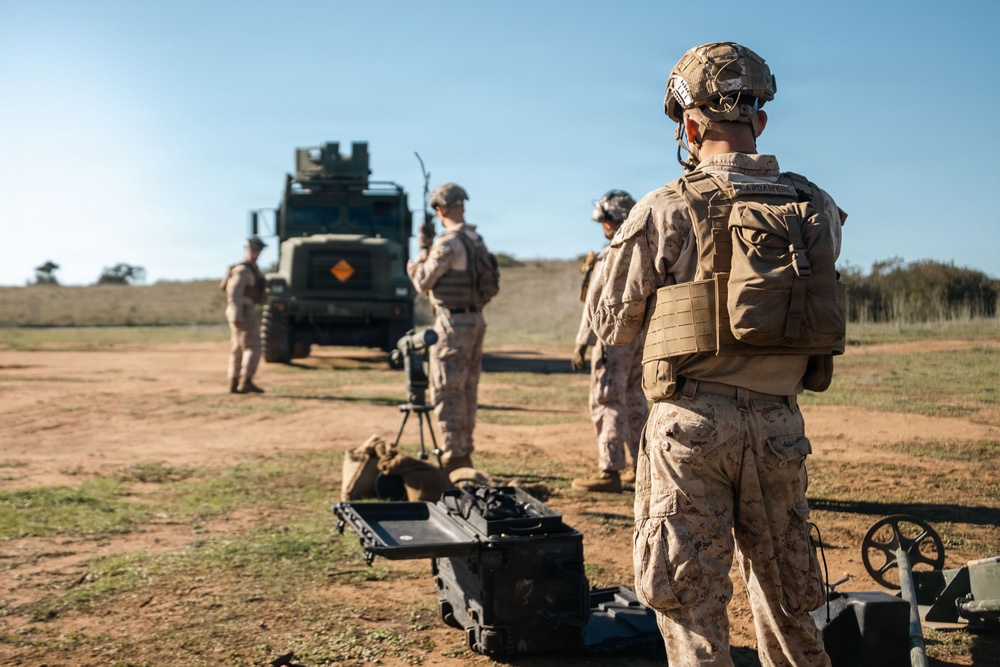 1st Bn., 11th Marines conduct night fire missions during Steel Knight 25