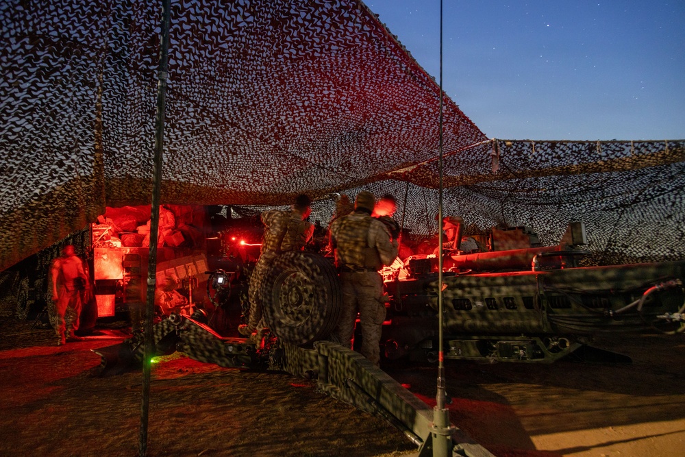 1st Bn., 11th Marines conduct night fire missions during Steel Knight 25